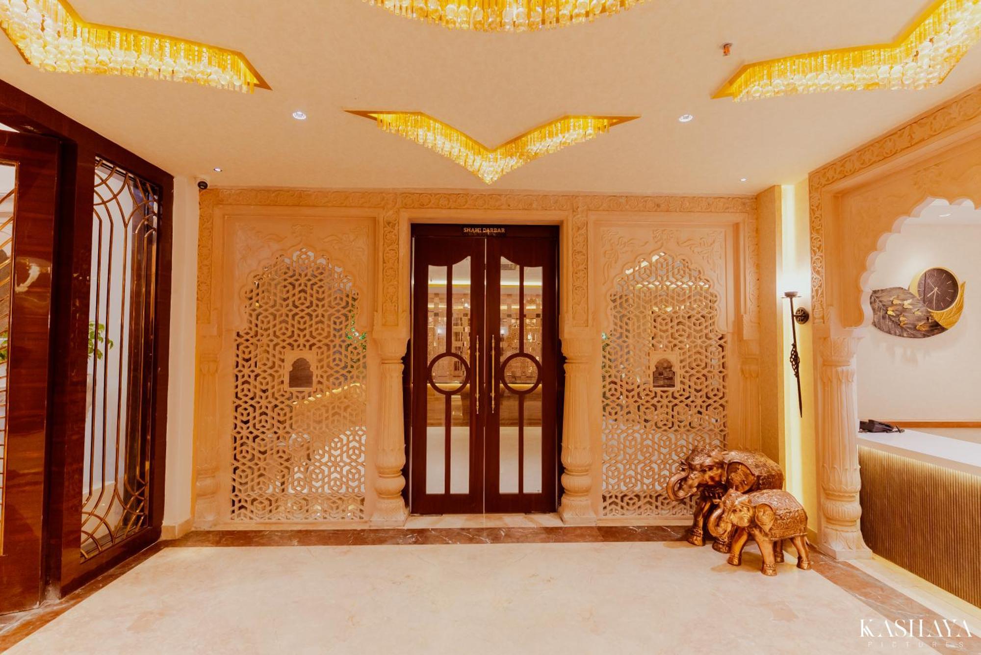 Hotel Ratan Mahal Datia Εξωτερικό φωτογραφία
